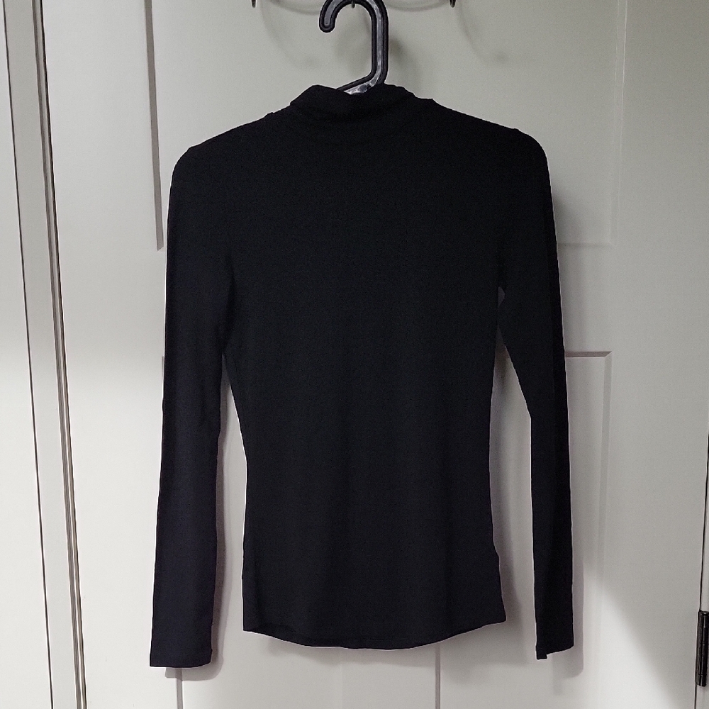 The Group Babaton Women's Black Long Sleeve Turtleneck Top